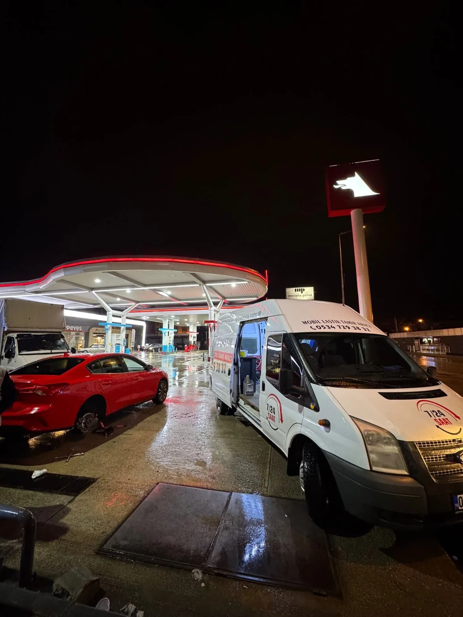 Antalya 7/24 yol yardım ve mobil lastik servisi